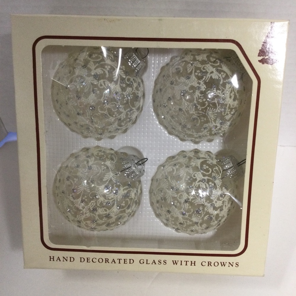 Christmas by Krebs 4 Glass Ornaments White Silver Glitter Design Vintage